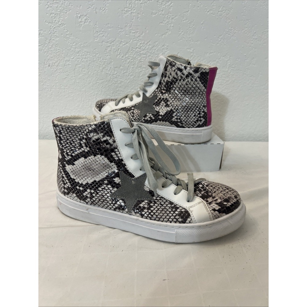 Steve Madden Jaren Lace High-Top Sneaker Shoe Sz 8 Side Zip Reptile Print Womens
